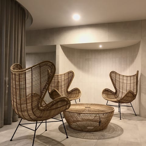 Couples treatment rooms, sauna, steam room, Turkish bath