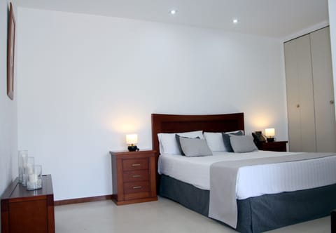 Double Room (Matrimonial-2 adults) | 1 bedroom, premium bedding, laptop workspace, bed sheets