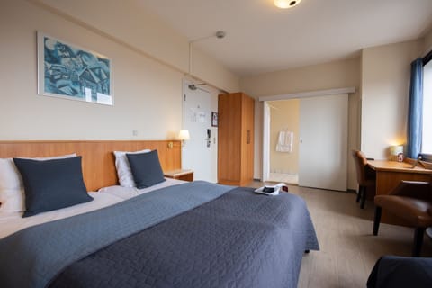 Triple Room | Individually decorated, free WiFi, bed sheets