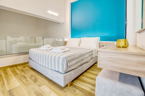 Suite-Split Level, Mountain View | Premium bedding, in-room safe, individually decorated