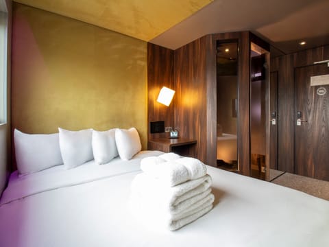 Standard Double Room | Egyptian cotton sheets, premium bedding, soundproofing, free WiFi