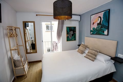 Executive Double Room | Free WiFi, bed sheets