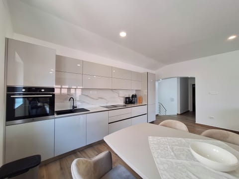 Apartment (A3) | Private kitchen