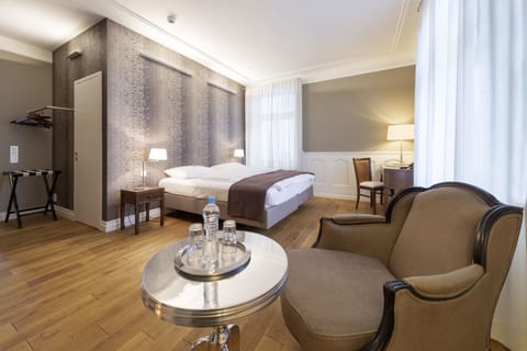 Signature Double Room | Premium bedding, minibar, in-room safe, desk