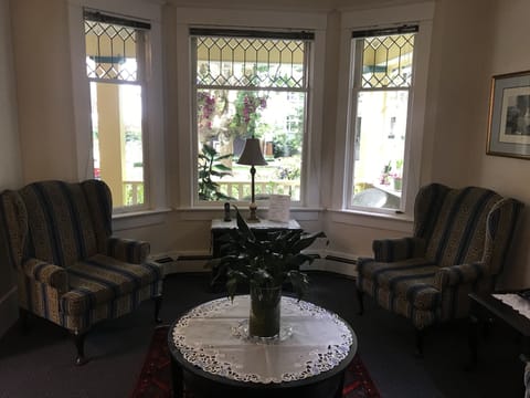 32-inch Smart TV with digital channels