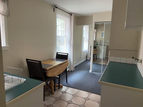 Suite, 1 Double Bed, Kitchenette, Private Bathroom | Iron/ironing board, free WiFi, bed sheets