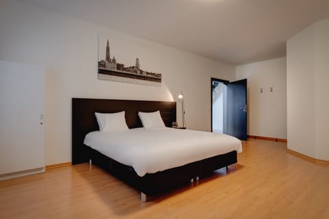 Apartment, Terrace (with garden) | Down comforters, minibar, in-room safe, desk