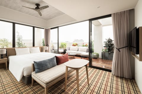 Executive king Room (terrace with a private open-air bath) | In-room safe, free WiFi, bed sheets