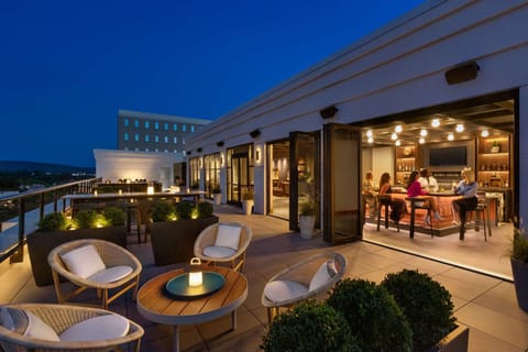 Rooftop bar, alfresco dining, open daily