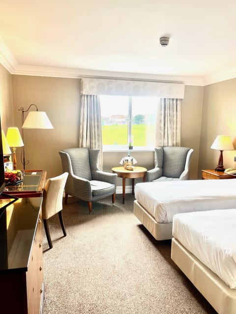 Individually decorated, individually furnished, desk, free WiFi