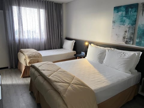 Superior Room, 1 Bedroom | In-room safe, blackout drapes, free WiFi, bed sheets