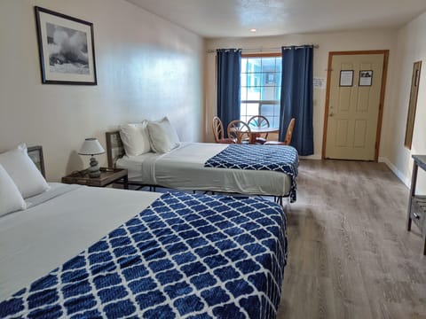 Comfort Room, 2 Queen Beds, Jetted Tub (Dog Friendly) | View from room