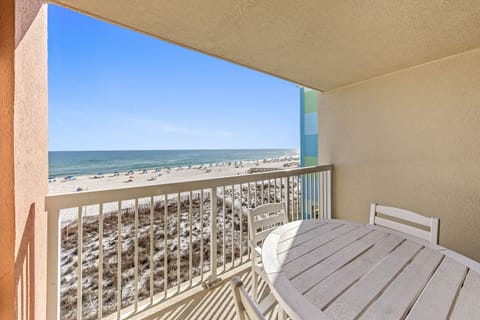 Classic Condo, 3 Bedrooms, Balcony | Balcony view