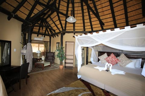 Luxury Villa (Premium 9) | In-room safe, free WiFi, bed sheets