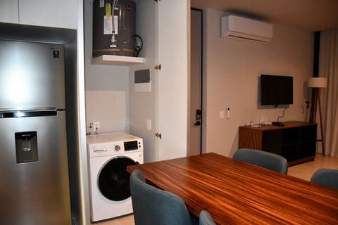 Luxury Apartment, 1 Bedroom, Balcony | In-room dining