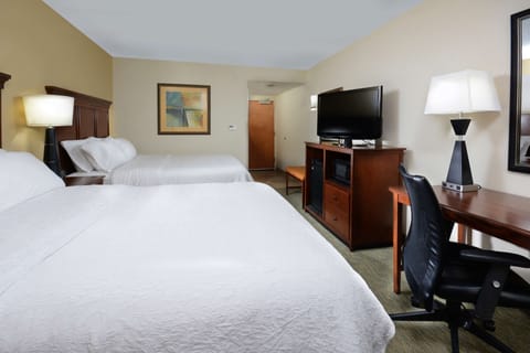 Room, 2 Queen Beds, Non Smoking | Premium bedding, pillowtop beds, in-room safe, desk