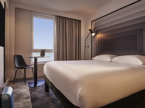 Standard Double Room, 1 Double Bed | Premium bedding, pillowtop beds, desk, laptop workspace