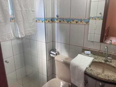 Superior Triple Room | Bathroom | Shower, towels