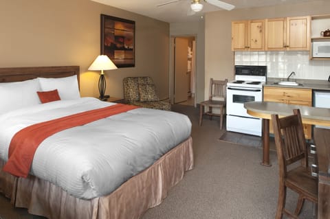 Family Suite, 2 Queen Beds, Kitchenette | Iron/ironing board, free WiFi, bed sheets