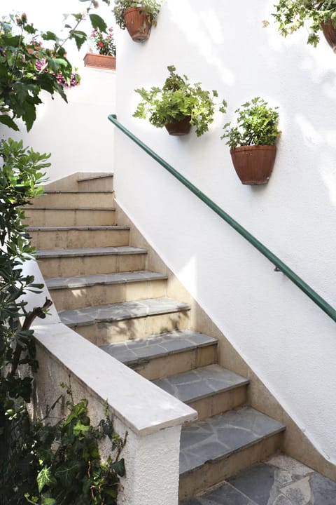 Suite (Two Bedroom Suite) | Exterior