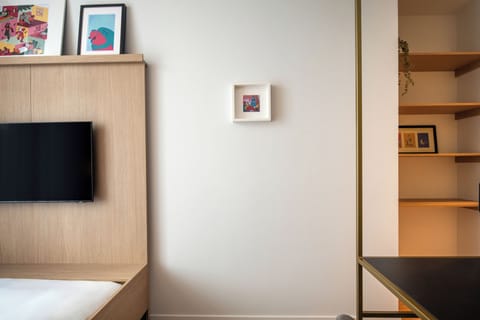 Comfort Double Room (Cosy) | In-room safe, individually decorated, desk, laptop workspace