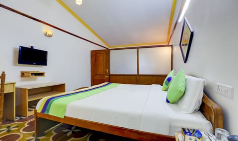 Deluxe Double Room | Desk, soundproofing, iron/ironing board, free WiFi