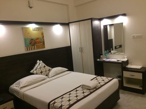 Deluxe Room | Free WiFi, bed sheets