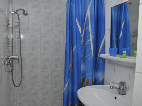 Double Room, Ensuite (Einfaches Doppelzimmer) | Bathroom