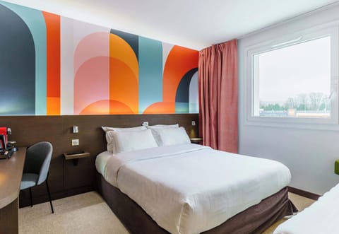 Triple Room | Premium bedding, pillowtop beds, minibar, in-room safe