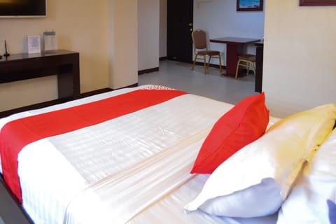 Deluxe Double Room | Bed sheets