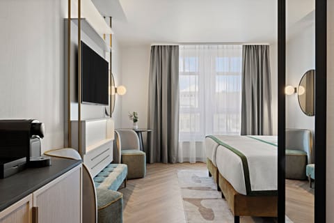 Comfort Twin Room | Hypo-allergenic bedding, in-room safe, laptop workspace, blackout drapes