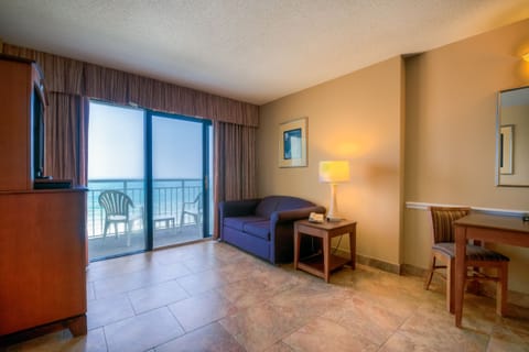 Suite, Oceanfront | In-room safe, blackout drapes, iron/ironing board, WiFi