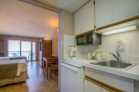 Standard Room, Oceanfront | Private kitchen | Fridge, microwave, coffee/tea maker, toaster