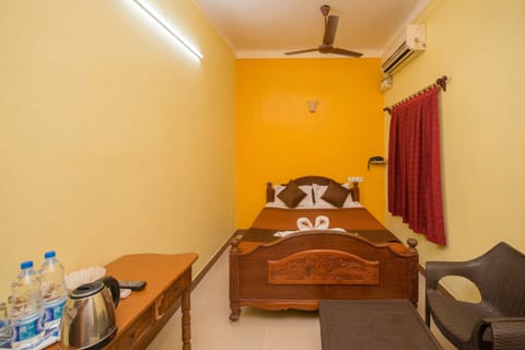 Deluxe Room | Desk, free WiFi, bed sheets