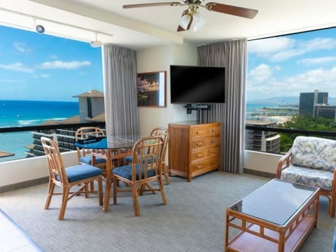 Standard Suite, 1 Bedroom, 2 Bathrooms | In-room safe, individually furnished, blackout drapes