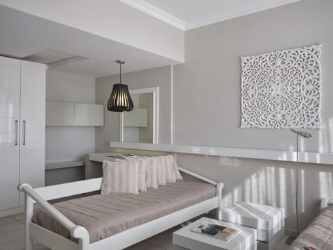 Family Suite Sea View (Maisonette) | Living area | LCD TV