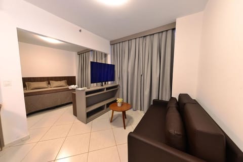 Deluxe Suite, 1 Bedroom | Memory foam beds, minibar, free WiFi, bed sheets