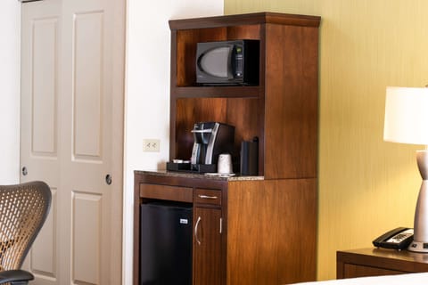 In-room safe, desk, laptop workspace, iron/ironing board