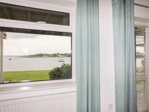 Cottage | 2 bedrooms, individually decorated, individually furnished, free WiFi