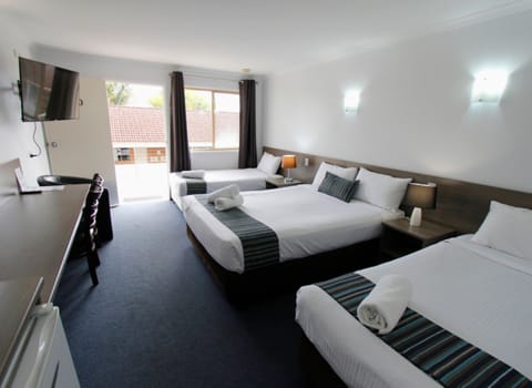 Family Room, Multiple Beds | Iron/ironing board, cribs/infant beds, free WiFi, bed sheets