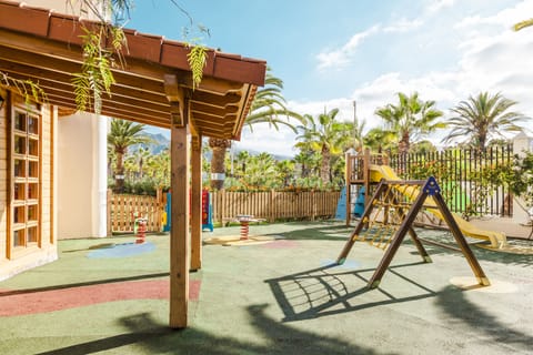 Children's play area - outdoor