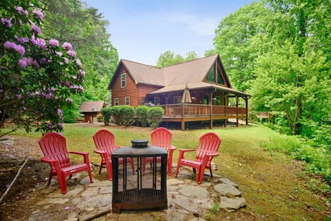 Cabin, 3 Bedrooms | Outdoor dining