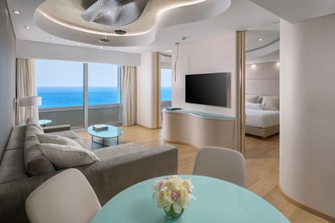 Exclusive Suite, Sea View (Junior) | Living room | Flat-screen TV