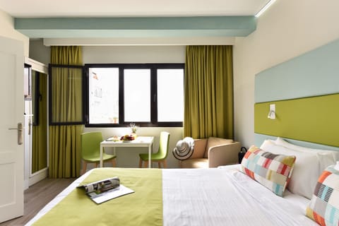 Superior Room | In-room safe, blackout drapes, soundproofing, iron/ironing board