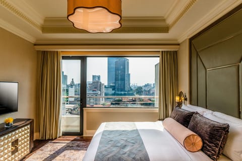 Executive Suite - SIGNATURE LOUNGE PRIVILEGES | View from room