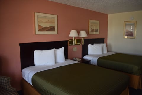 Economy Double or Twin Room, Smoking | Blackout drapes, iron/ironing board, free WiFi, bed sheets