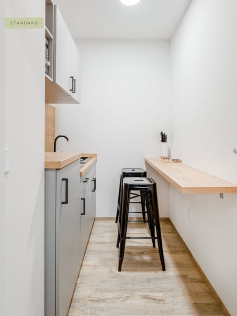 Suite | Private kitchen | Electric kettle