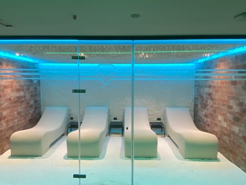 Sauna, steam room, hot stone massages, Swedish massages, massages