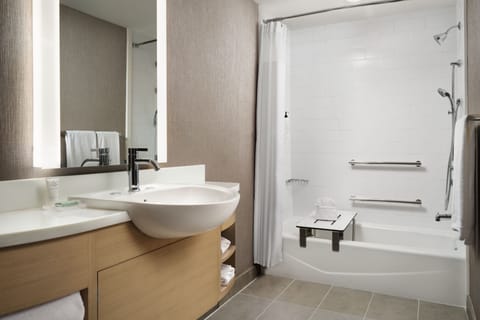 Suite, 2 Queen Beds, Non Smoking | Bathroom | Free toiletries, hair dryer, towels, soap