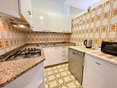 Apartment, 1 Bedroom, Balcony, Ocean View | Interior